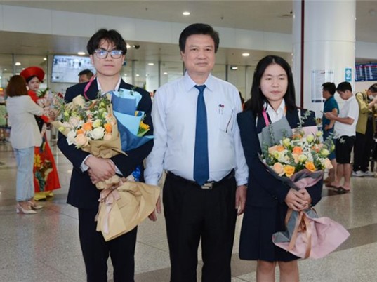 Học sinh Việt Nam đoạt giải Ba tại hội thi khoa học và kỹ thuật lớn nhất thế giới